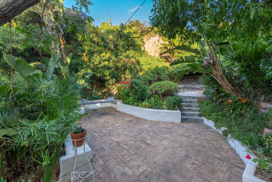 3 Bedroom Property for Sale in Clifton Western Cape